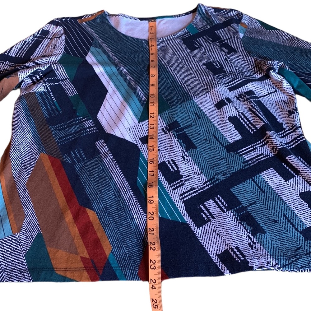 C&B Abstract Long Sleeve Shirt Size Large - Picture 6 of 13